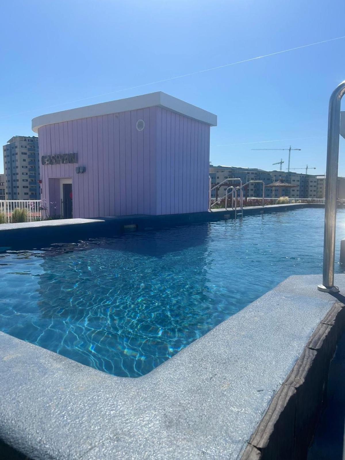 Marina Club Luxury Private Studio With Pool And Incredible Views Cebelitarık Dış mekan fotoğraf