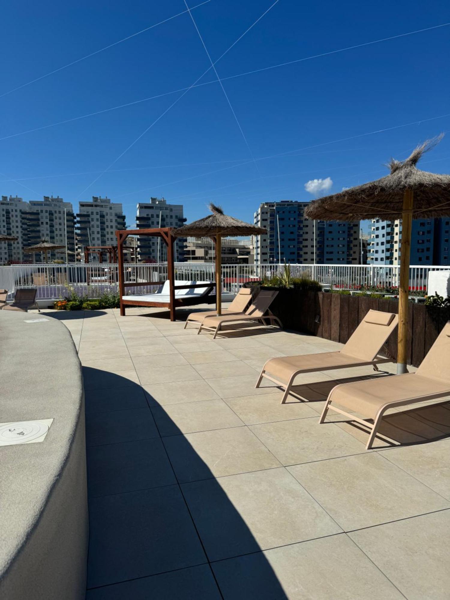Marina Club Luxury Private Studio With Pool And Incredible Views Cebelitarık Dış mekan fotoğraf